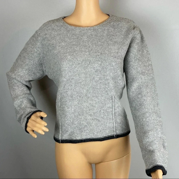 Eddie Bauer Womens Large 100% Wool Sweater Gray, Cropped Length - Picture 1 of 10